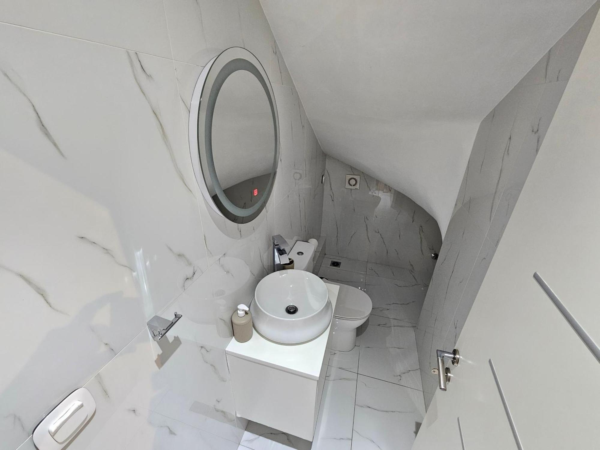 Grey Luxury House Apartment อิปโซส ภายนอก รูปภาพ