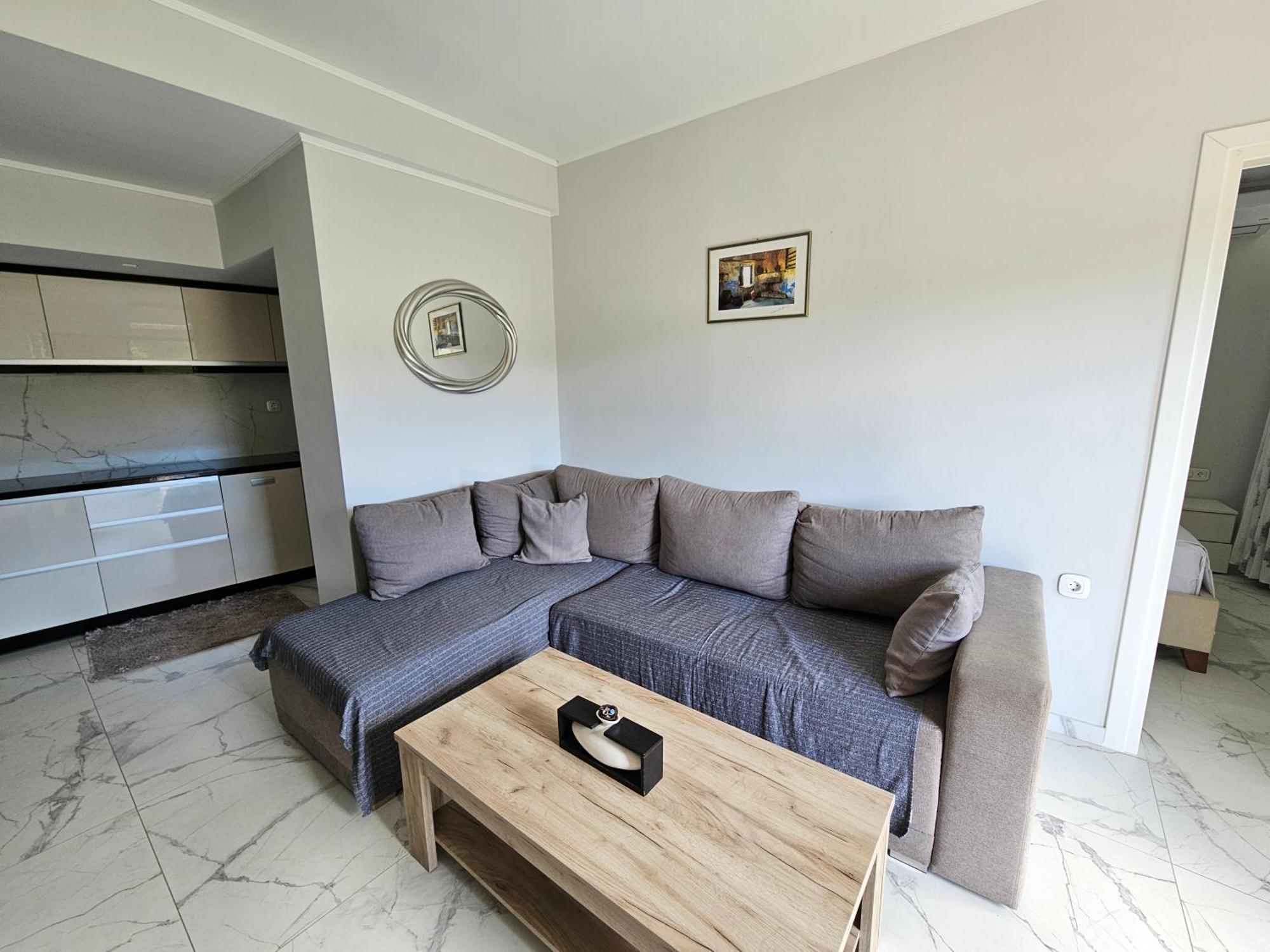 Grey Luxury House Apartment อิปโซส ภายนอก รูปภาพ